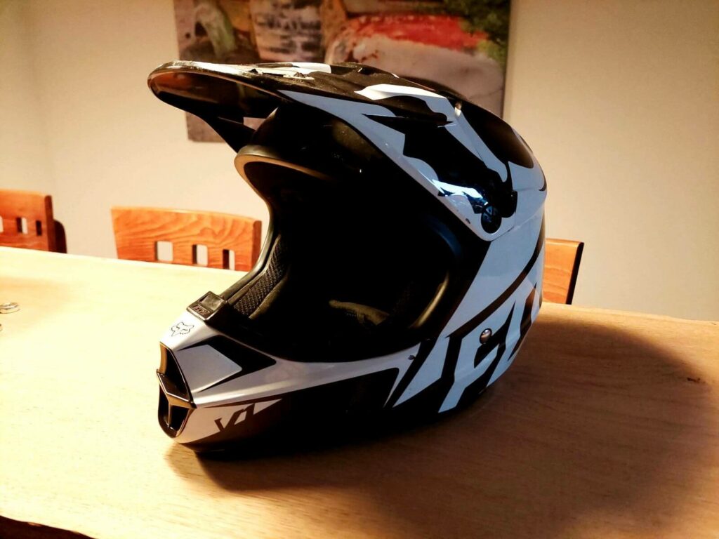 Fox V1 Motocross Helm